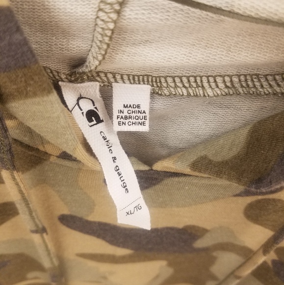 Hooded pullover - Picture 3 of 3